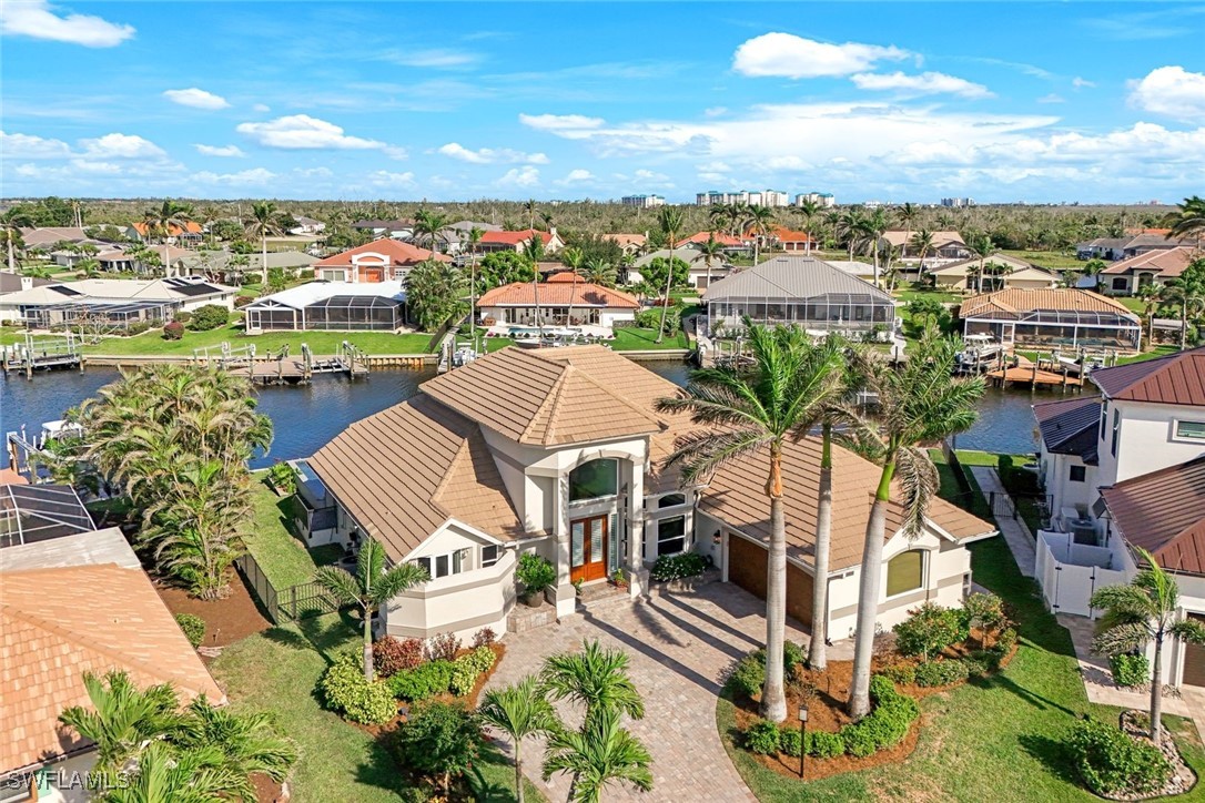 4 Bed Pool Home for Sale in Palm Acres, photo 3