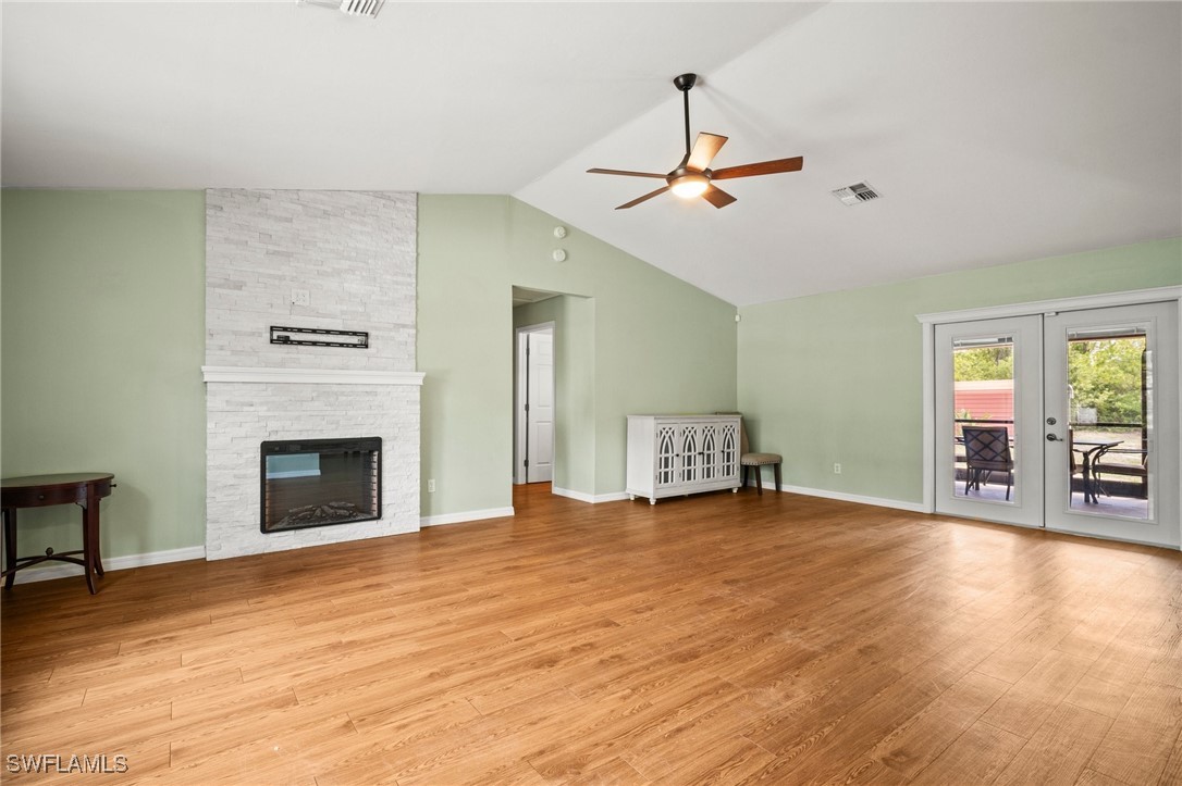 3 Bed SingleFamilyResidence for Sale in Alva, FL, $379,900 — photo 3