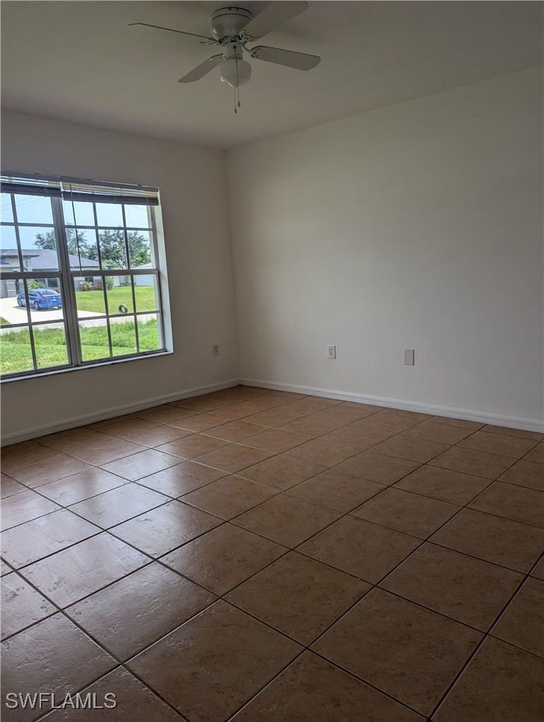 4 Bed SingleFamilyResidence for Sale in Cape Coral, FL — photo 3