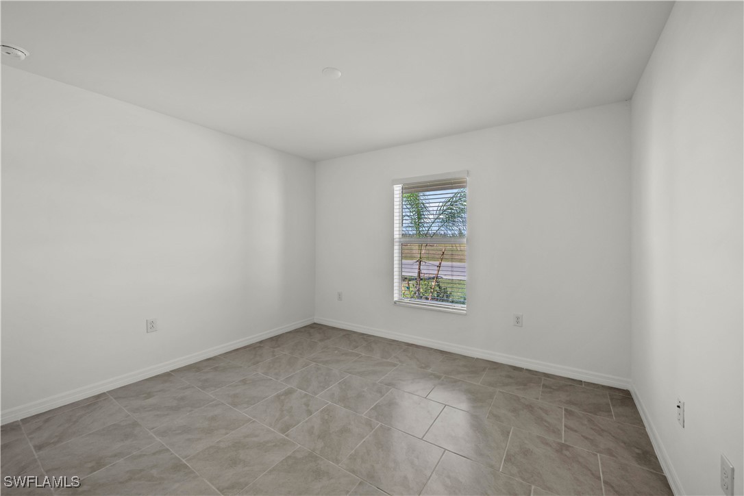 4 Bed SingleFamilyResidence for Sale in Crane Landing, FL — photo 3