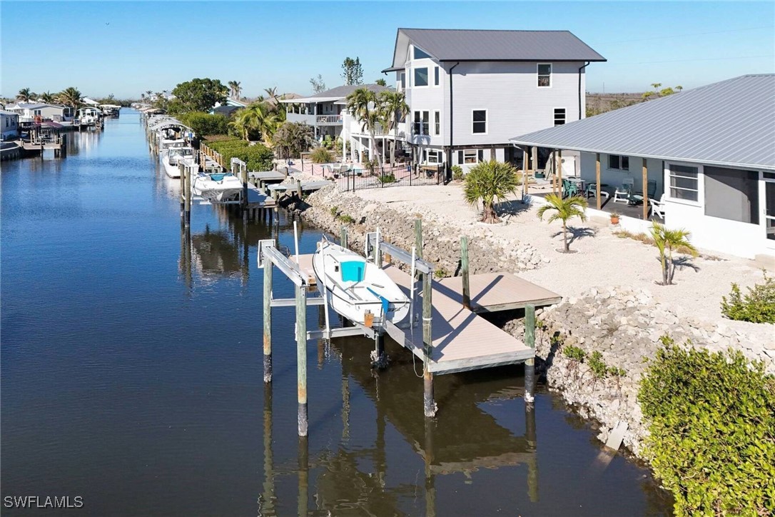 3 Bed Waterfront Home for Sale in Galt Island Shores, FL — photo 3