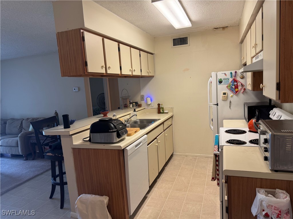1 Bed Condominium for Sale in Mystic Gardens, photo 3
