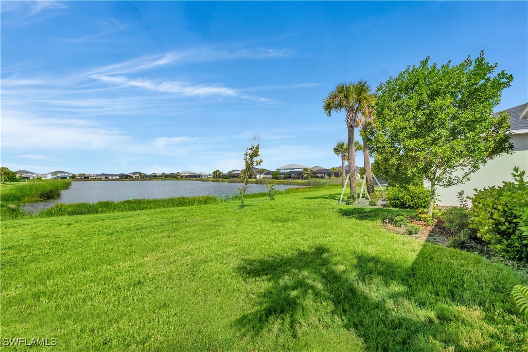 4 Bed Waterfront Home for Sale in Trails Edge, FL, $424,000 — photo 3