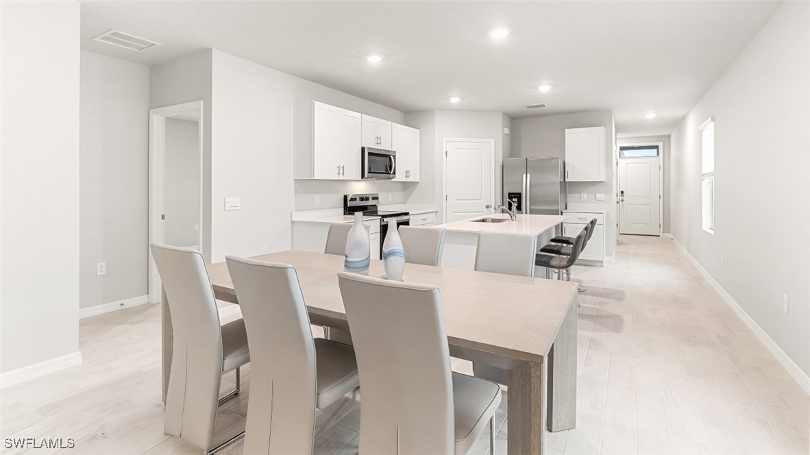 4 Bed SingleFamilyResidence for Sale in Asher Park, photo 3