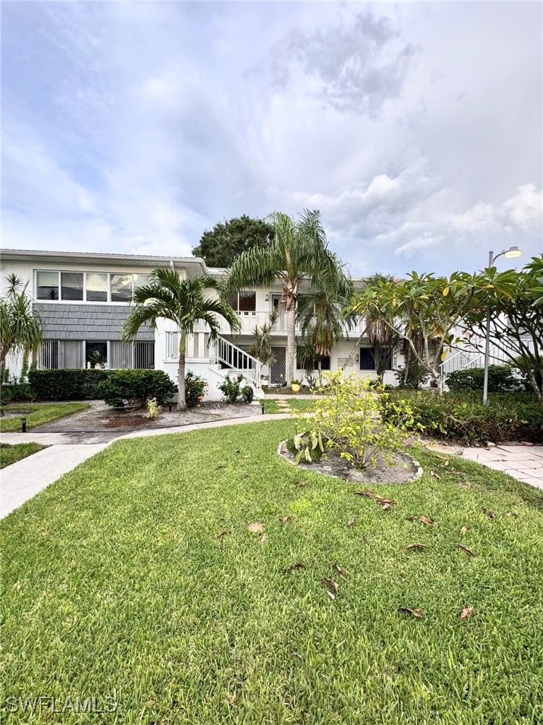2 Bed Condominium for Sale in Fort Myers, FL, $100,000 — photo 3