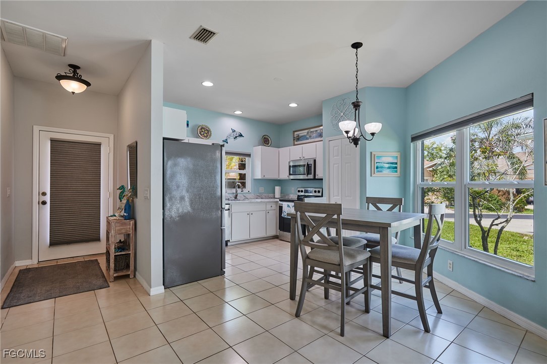 2 Bed SingleFamilyResidence for Sale in Estero, FL, $349,000 — photo 3