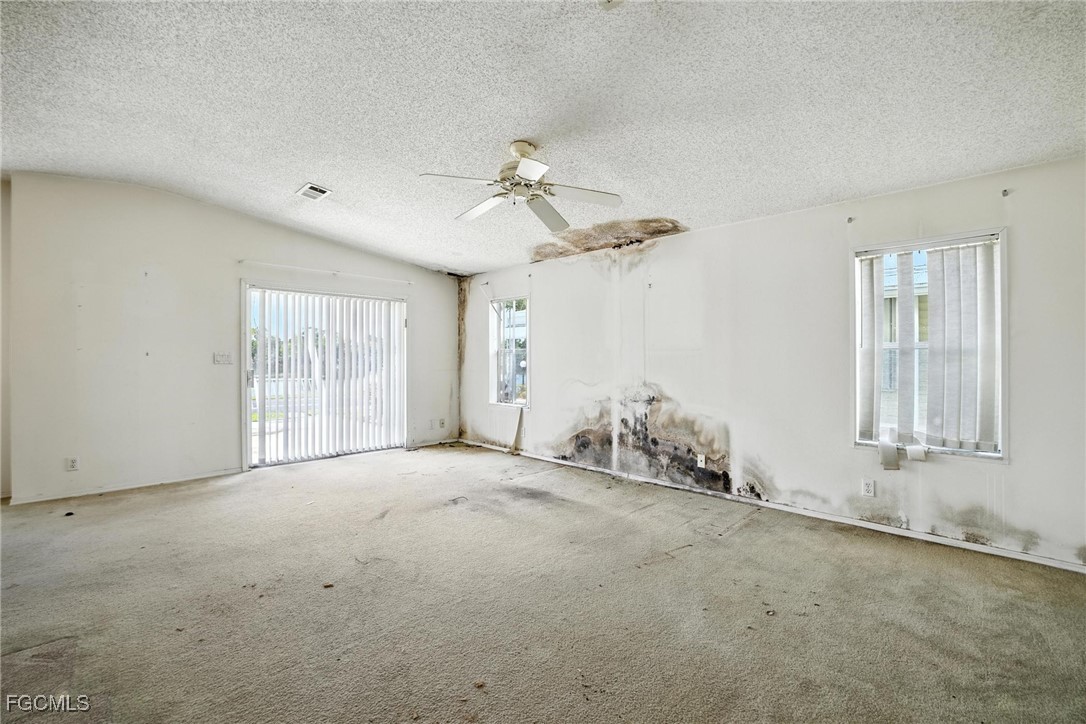 2 Bed ManufacturedHome for Sale in Fort Myers, FL, $89,000 — photo 3