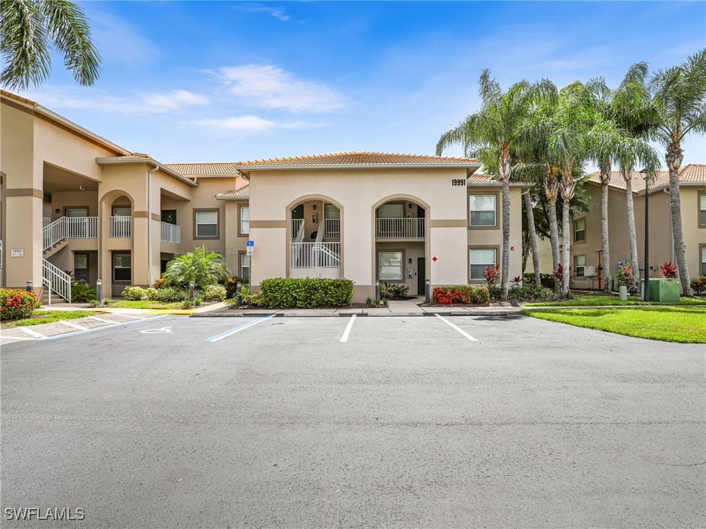 2 Bed Condominium for Sale in Barletta, FL, $259,900 — photo 3
