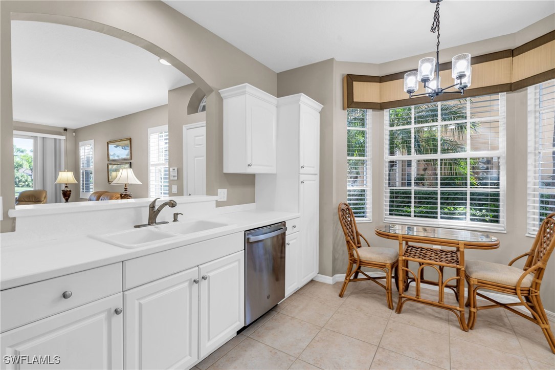 2 Bed Condominium for Sale in Sabal Palm, FL — photo 3