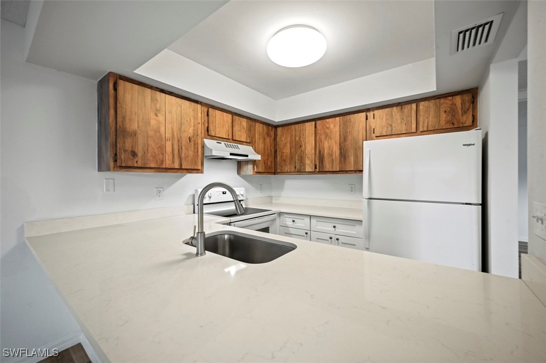 1 Bed Condominium for Sale in North Fort Myers, FL, $59,900 — photo 3