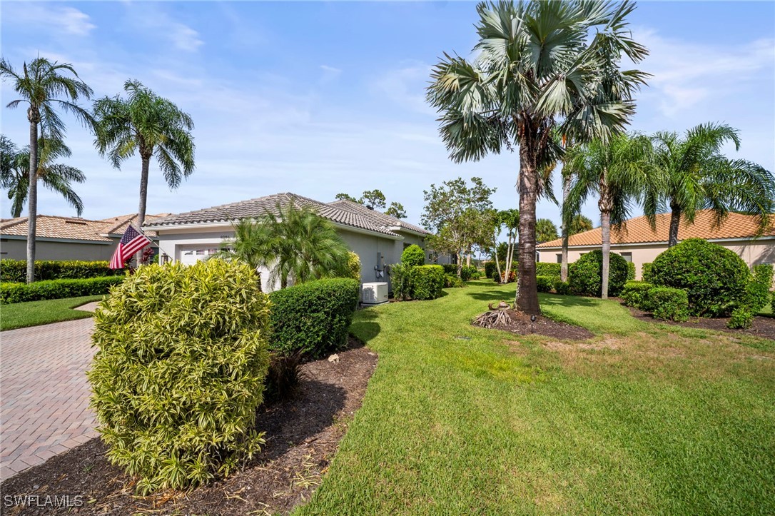 3 Bed SingleFamilyResidence for Sale in Naples, photo 3