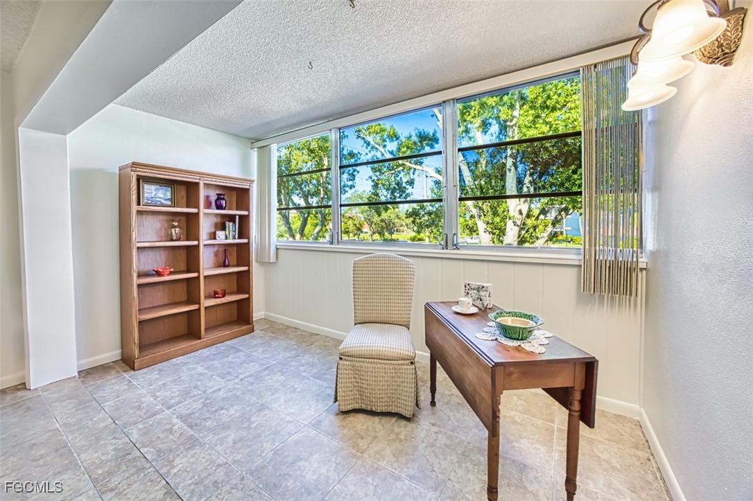 1 Bed Condominium for Sale in Port Charlotte, photo 3