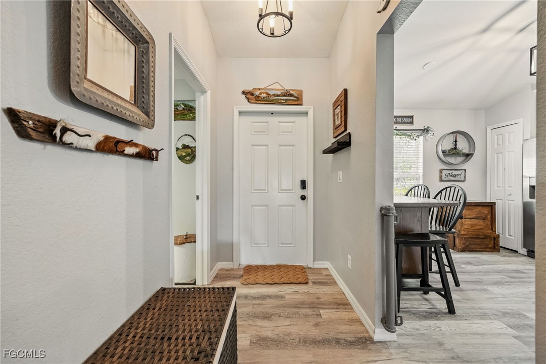 3 Bed SingleFamilyResidence for Sale in Greenbriar, FL — photo 3