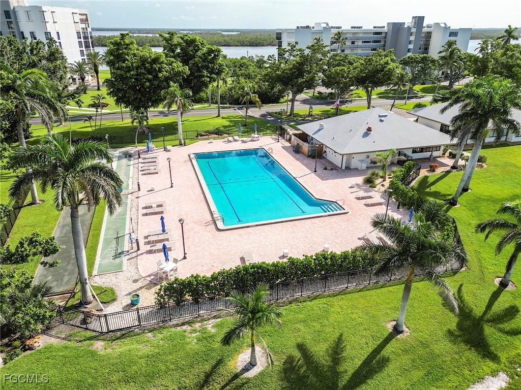 2 Bed Waterfront Home for Sale in The Palms Of Bay Beach, FL — photo 3