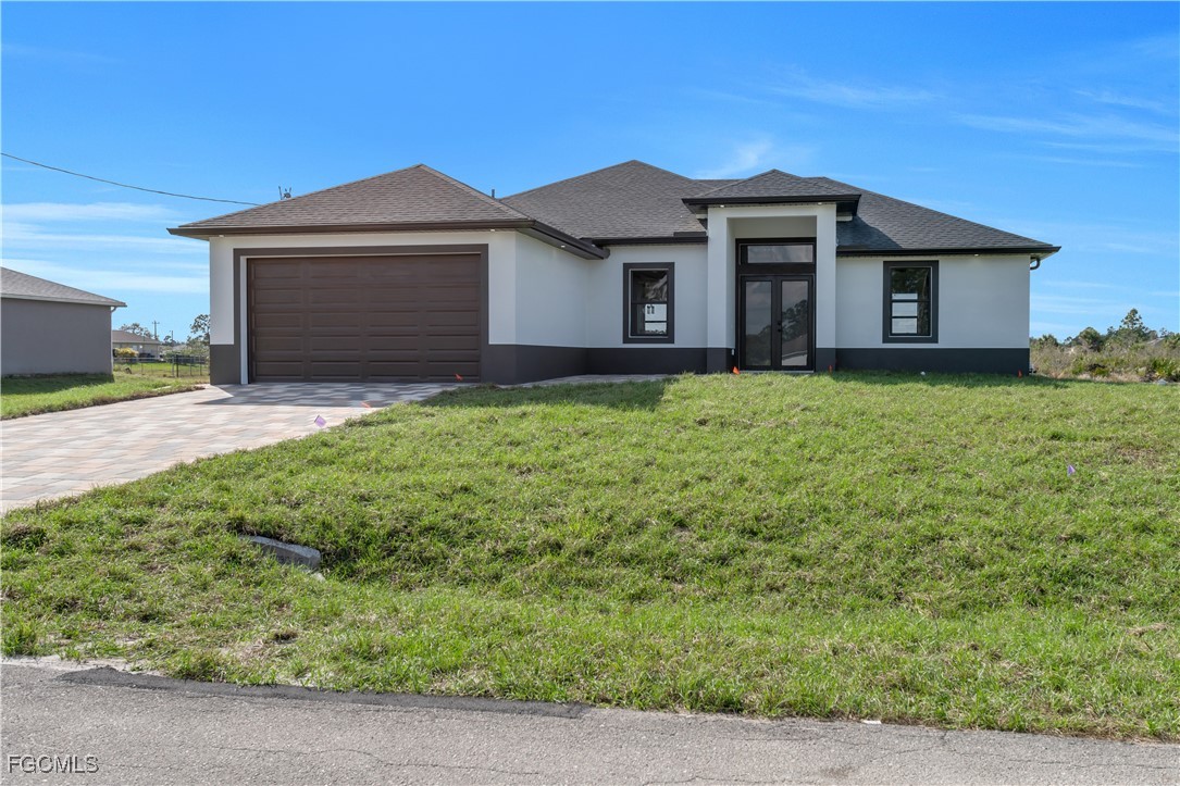 3 Bed SingleFamilyResidence for Sale in Lehigh Acres, photo 3