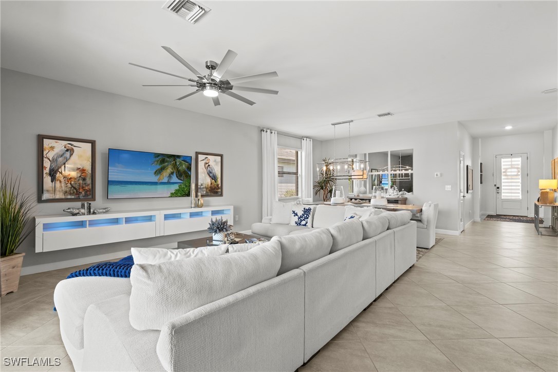 4 Bed Pool Home for Sale in Timber Creek, photo 3