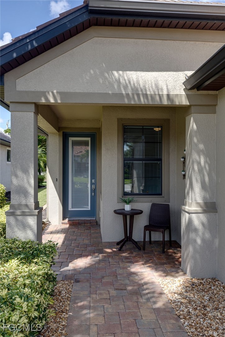 3 Bed SingleFamilyResidence for Sale in Corkscrew Shores, FL — photo 3