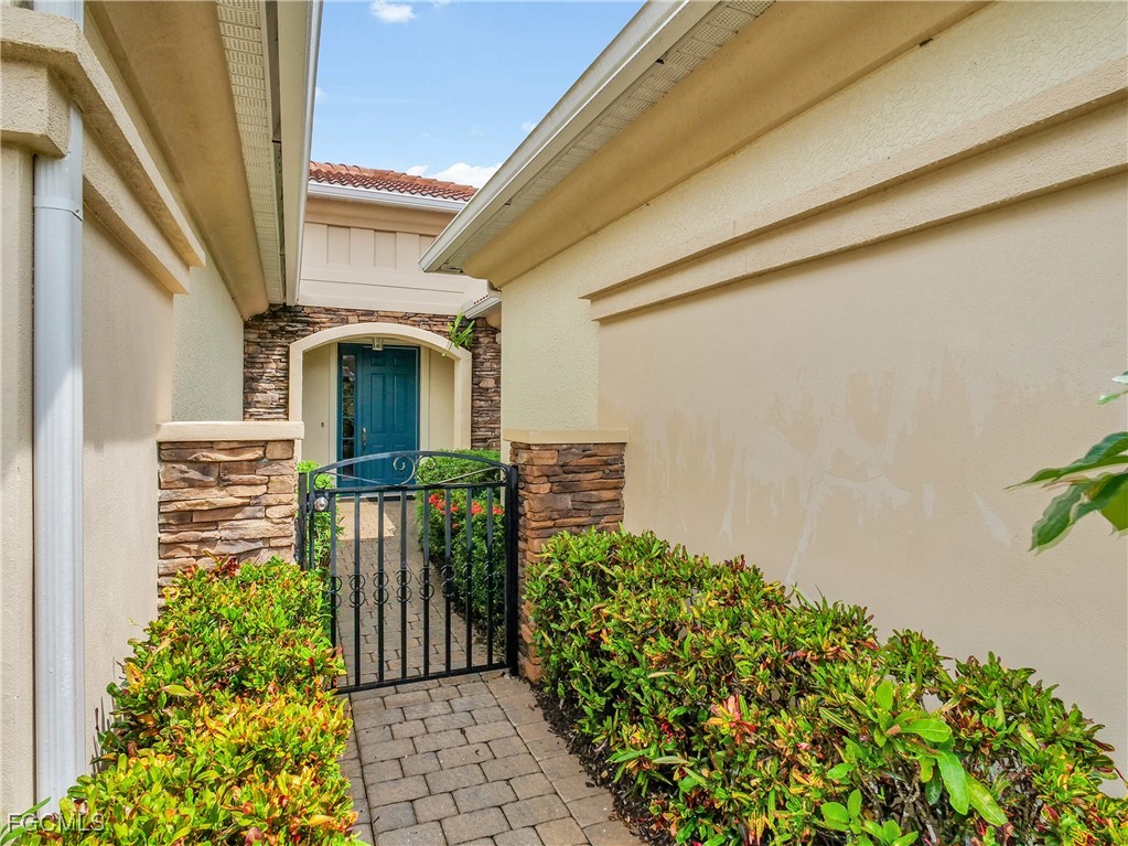 3 Bed Pool Home for Sale in Bellagio, FL, $575,000 — photo 3