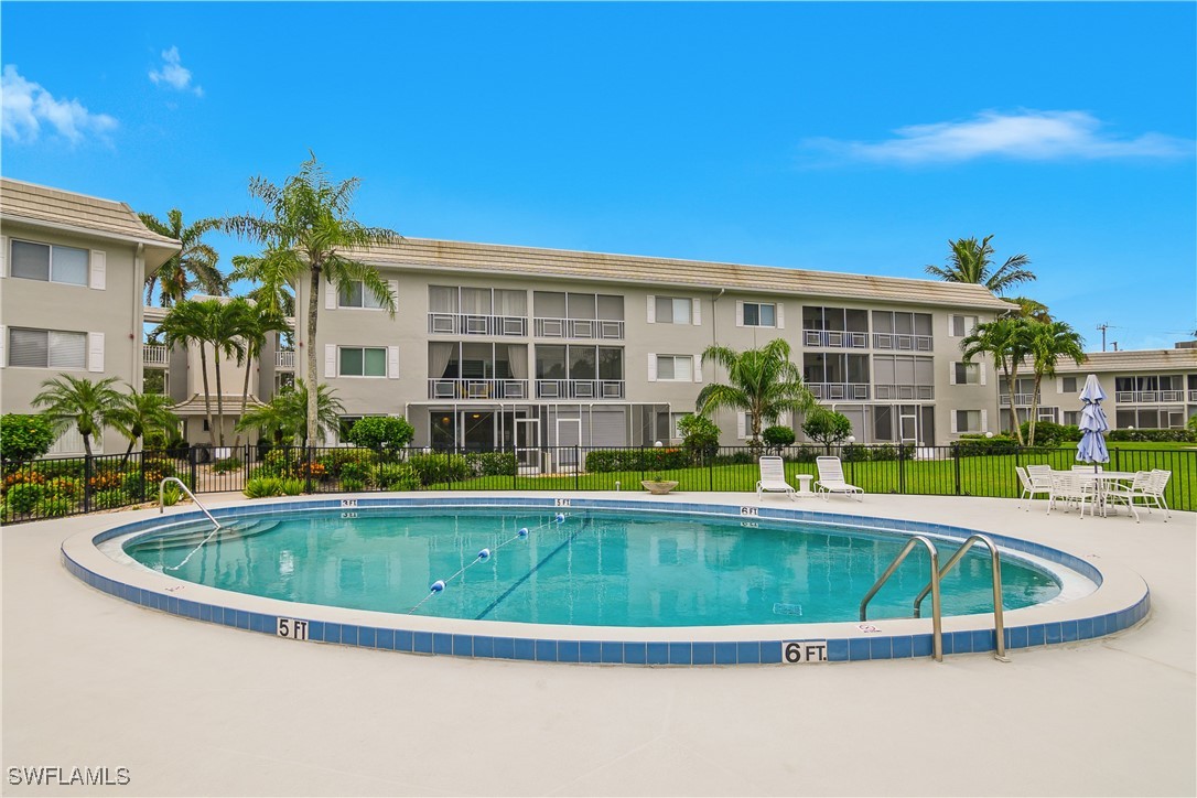 2 Bed Condominium for Sale in Montego Manor, FL, $199,900 — photo 3