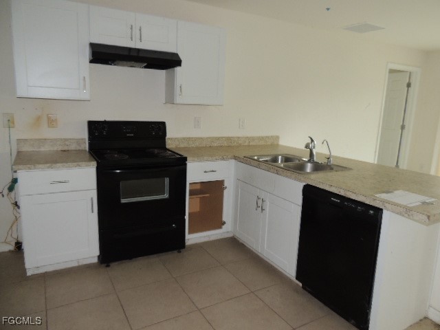 3 Bed SingleFamilyResidence for Sale in Cape Coral, FL — photo 3