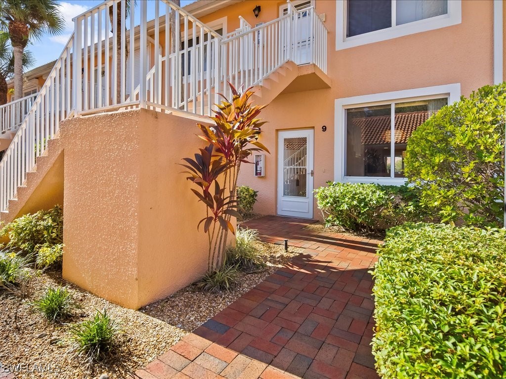 2 Bed Waterfront Home for Sale in Naples, FL, $349,900 — photo 3