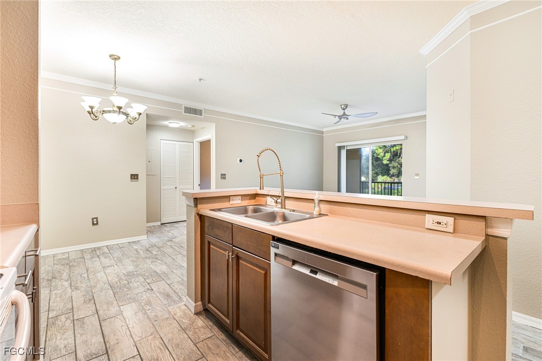 2 Bed Condominium for Sale in Terrace, photo 3