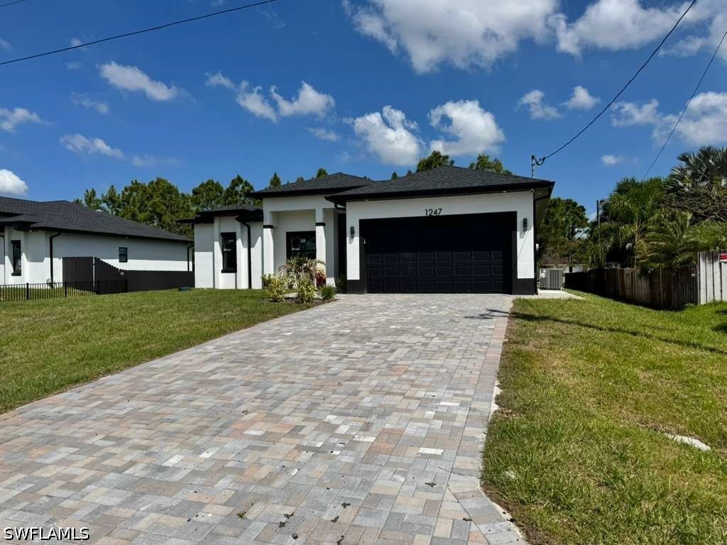 4 Bed SingleFamilyResidence for Sale in Lehigh Acres, photo 3