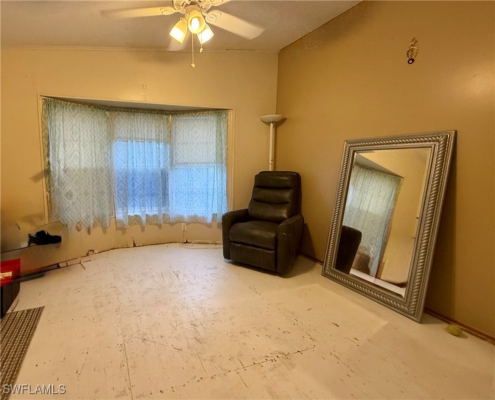 2 Bed ManufacturedHome for Sale in North Fort Myers, FL — photo 3
