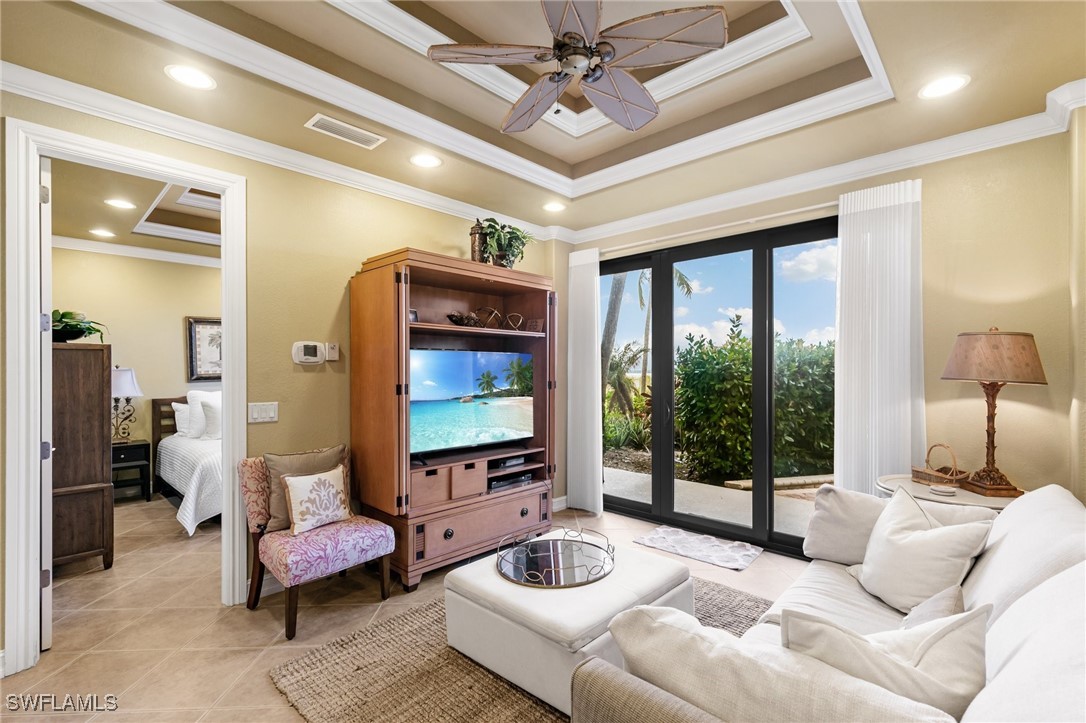 1 Bed Waterfront Home for Sale in Marco Island, FL, $500,000 — photo 3