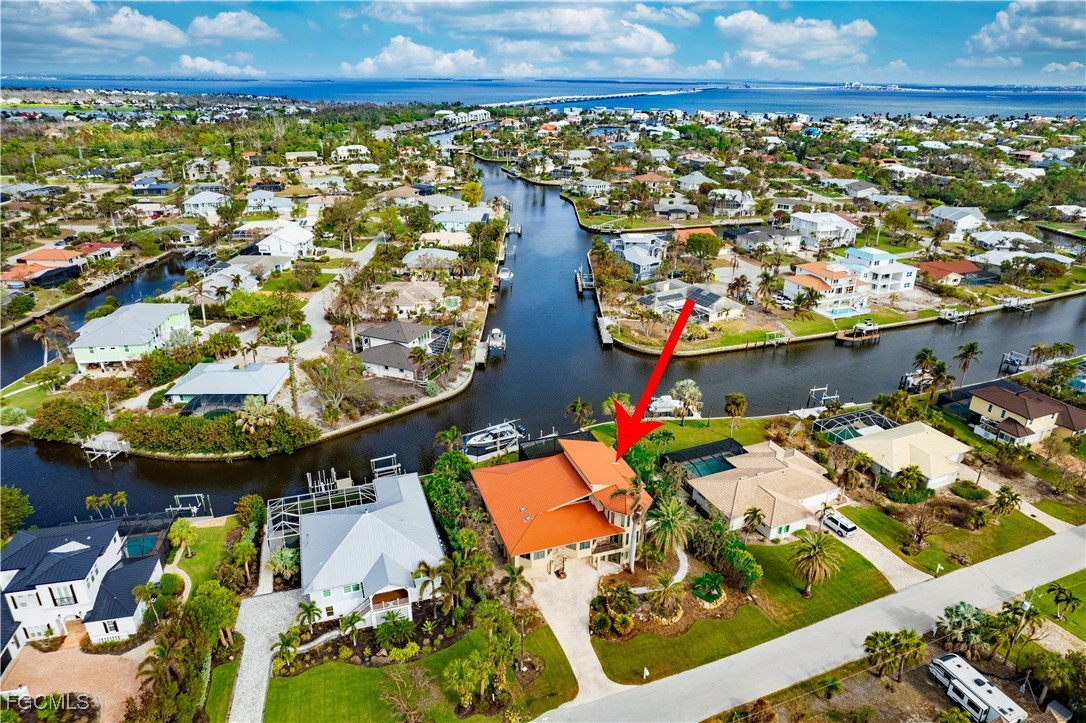 4 Bed Pool Home for Sale in Shell Harbor, photo 3