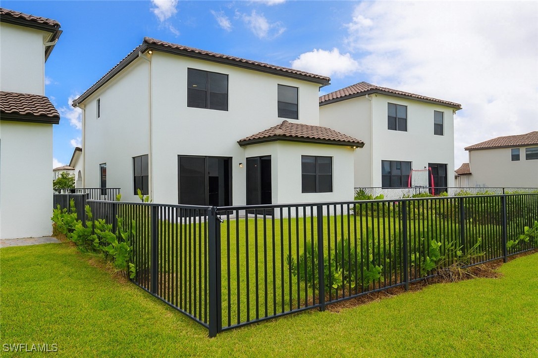 3 Bed Waterfront Home for Sale in Silverwood, FL, $375,000 — photo 3