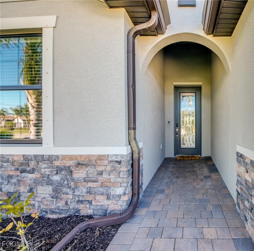 3 Bed SingleFamilyResidence for Sale in Estero, FL, $499,900 — photo 3