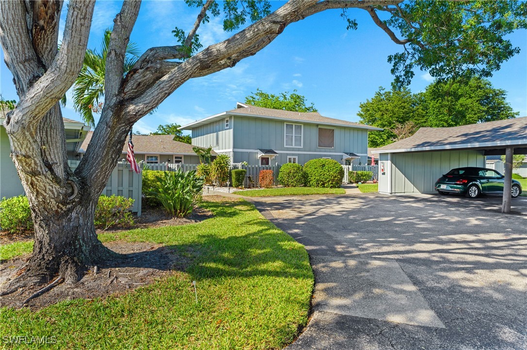 2 Bed Waterfront Home for Sale in Fort Myers, photo 3