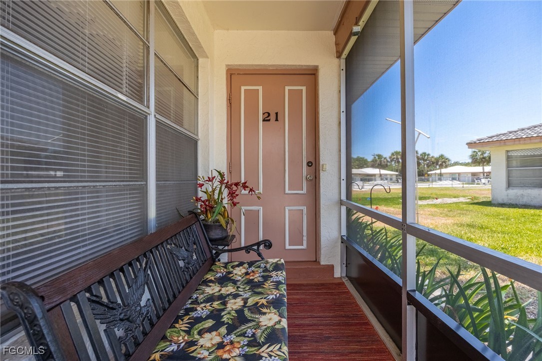 2 Bed Duplex for Sale in Parkwood Villas, FL, $160,000 — photo 3
