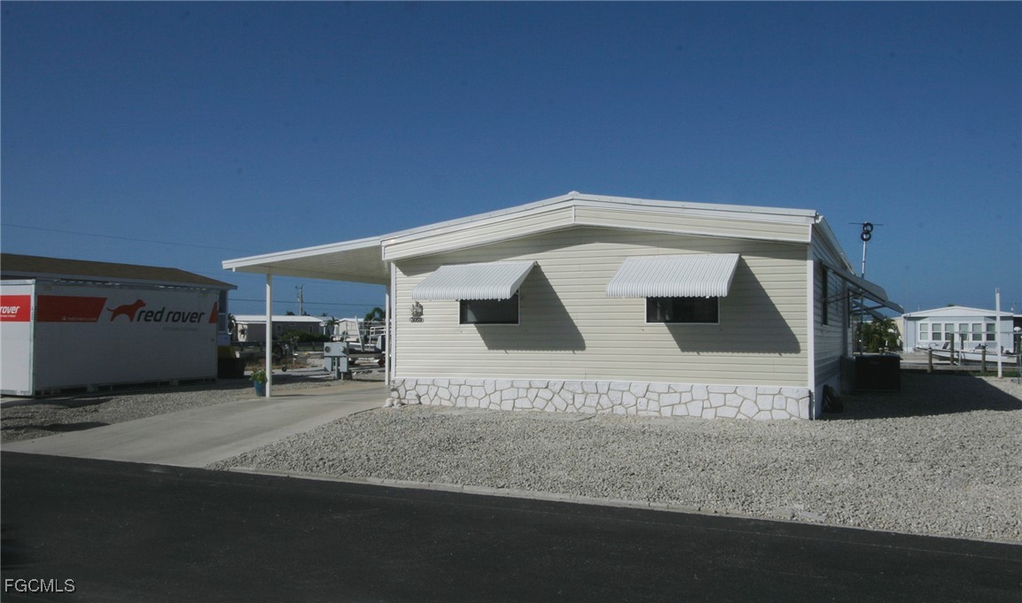 2 Bed Waterfront Home for Sale in Cherry Estates, FL — photo 3