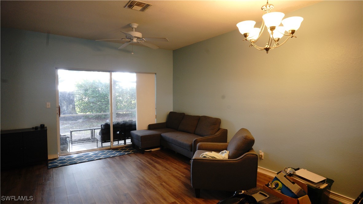 2 Bed Townhouse for Sale in Cypress Landing, photo 3