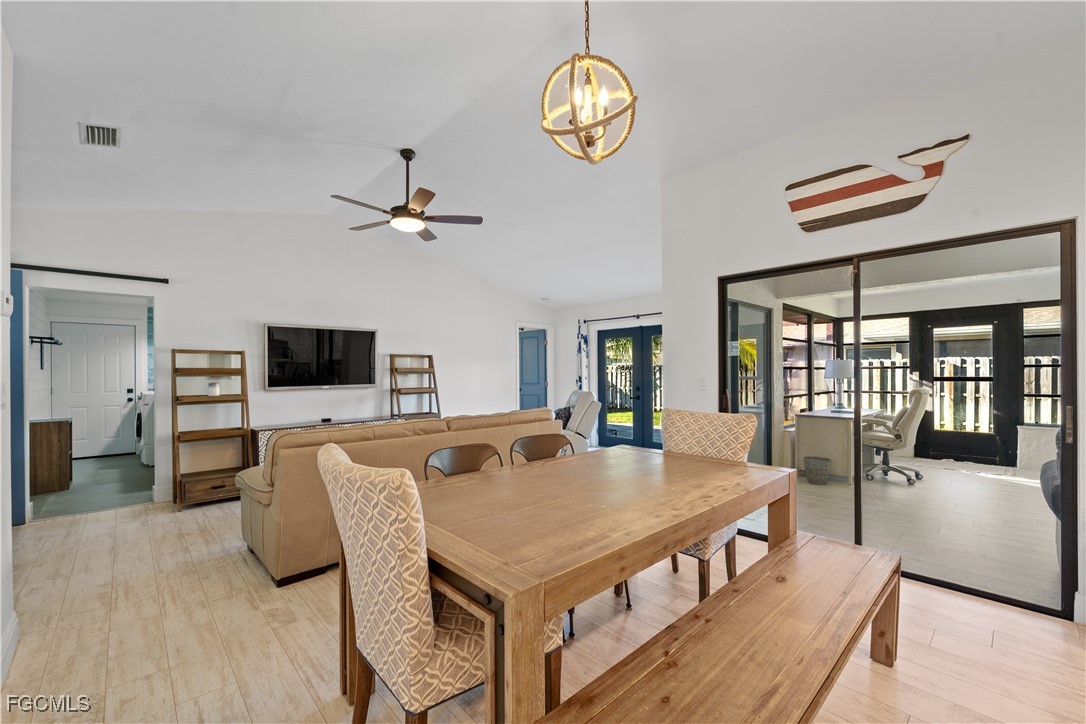 2 Bed SingleFamilyResidence for Sale in South Pointe, FL — photo 3