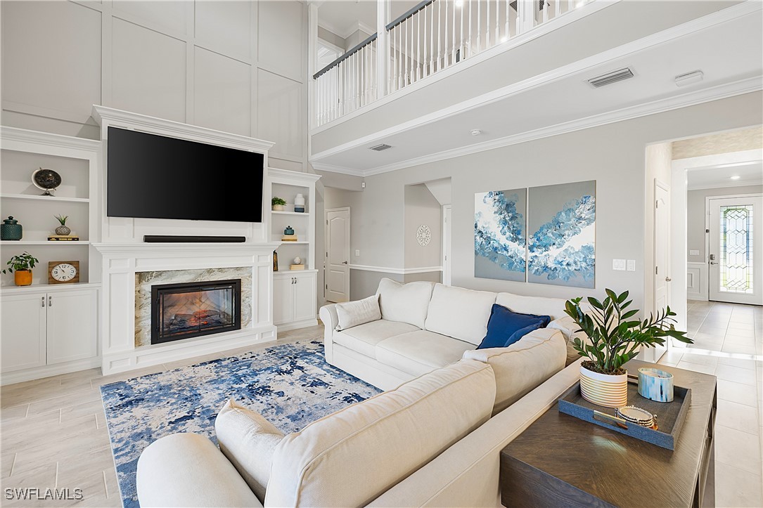 5 Bed Waterfront Home for Sale in Estero, photo 3