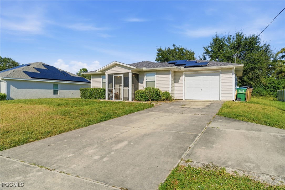 3 Bed SingleFamilyResidence for Sale in Cape Coral, FL — photo 3