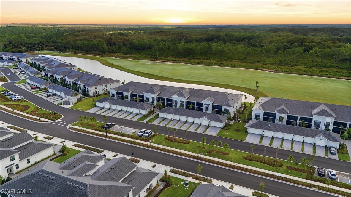 2 Bed Condominium for Sale in Webbs Reserve, FL, $287,000 — photo 3
