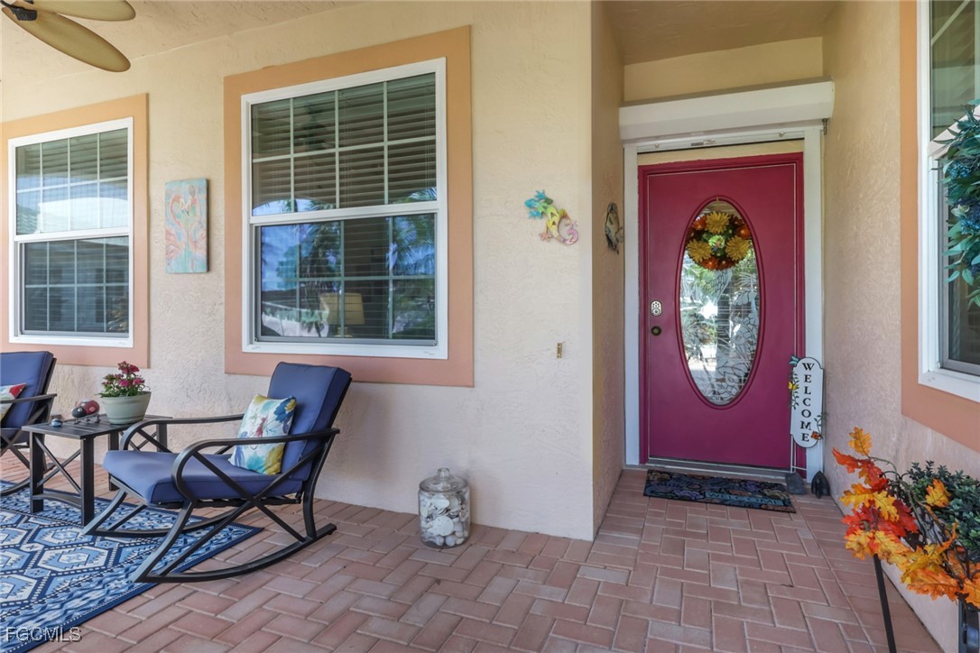 2 Bed SingleFamilyResidence for Sale in North Fort Myers, FL — photo 3