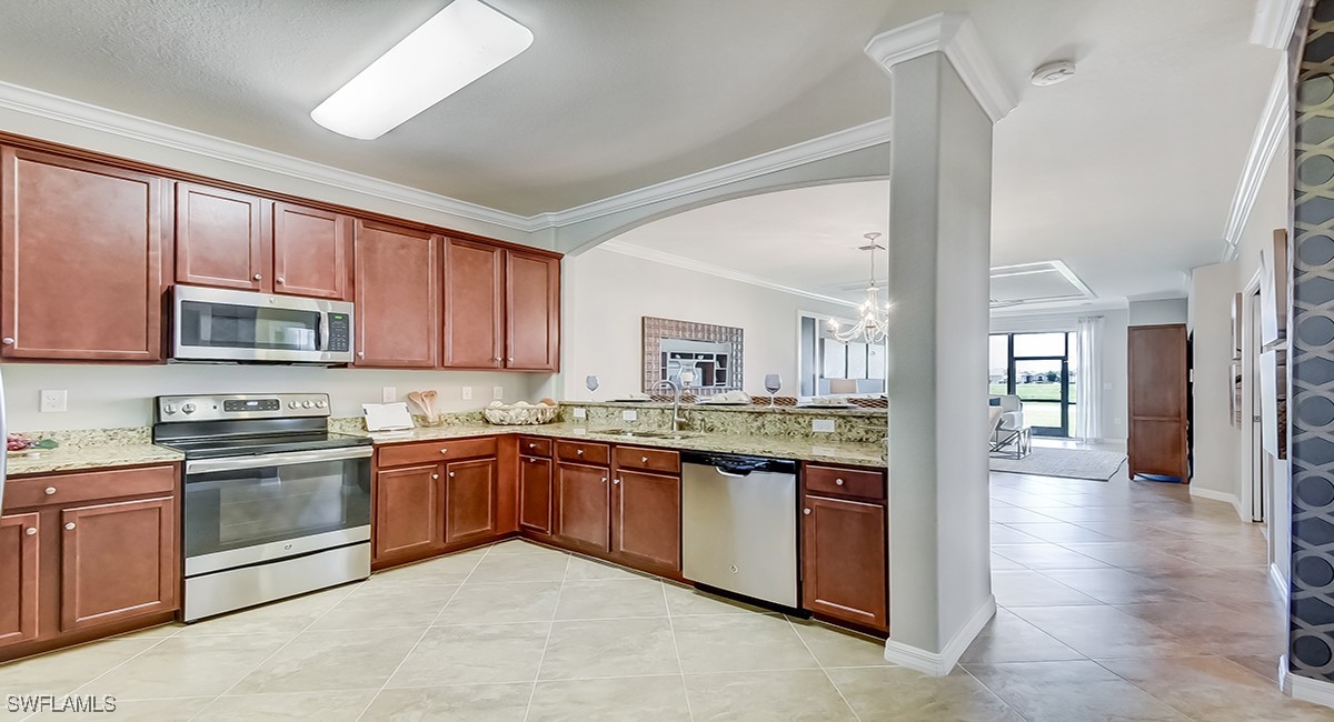 3 Bed Attached for Sale in Tuckers Cove, FL, $275,000 — photo 3