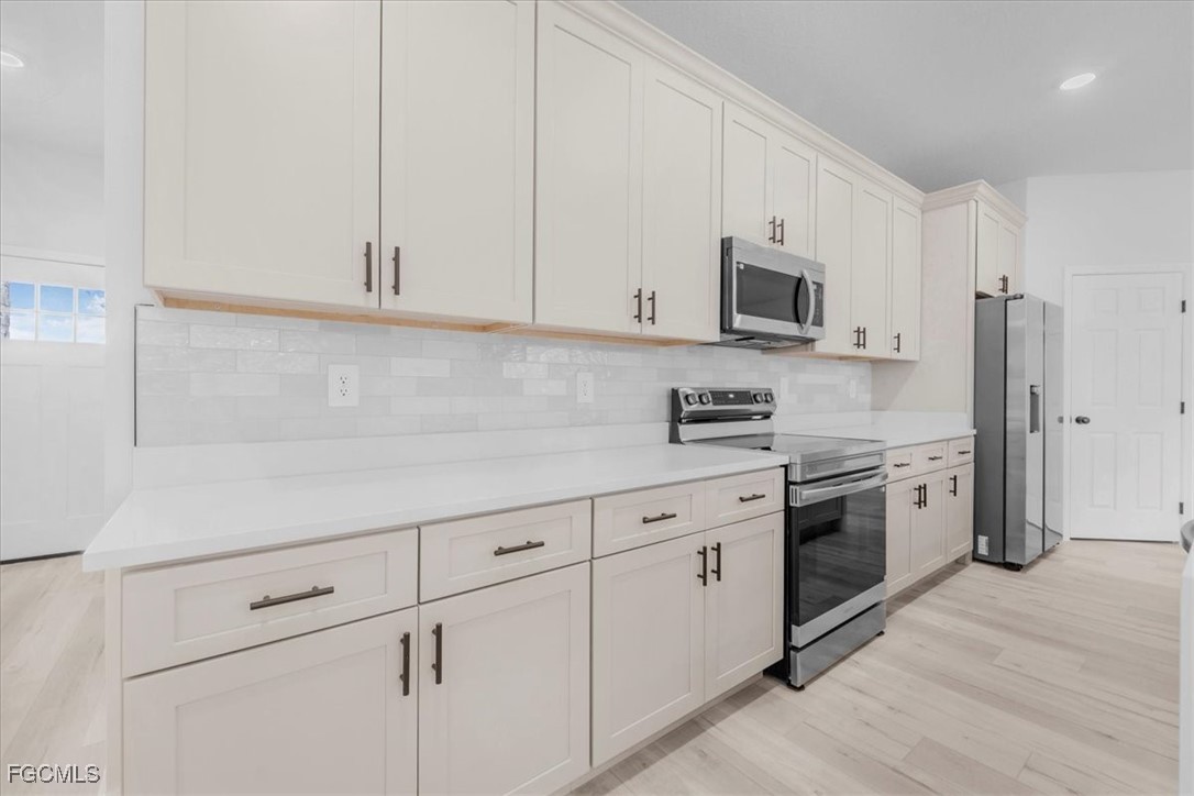 4 Bed SingleFamilyResidence for Sale in Sun N Lakes, photo 3