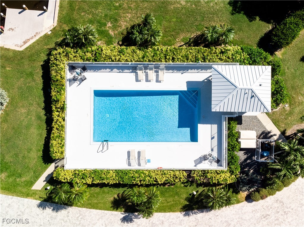 2 Bed Waterfront Home for Sale in Bokeelia, photo 3