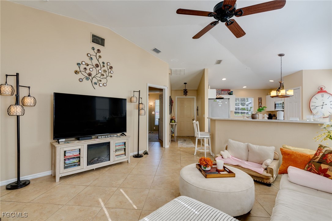 2 Bed SingleFamilyResidence for Sale in Estero, FL, $310,000 — photo 3