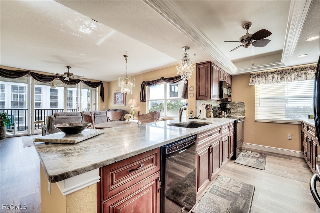 3 Bed Waterfront Home for Sale in Hibiscus Pointe, FL — photo 3