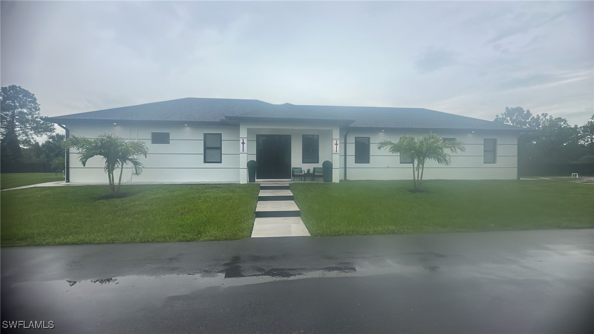 5 Bed SingleFamilyResidence for Sale in Naples, FL, $640,000 — photo 3