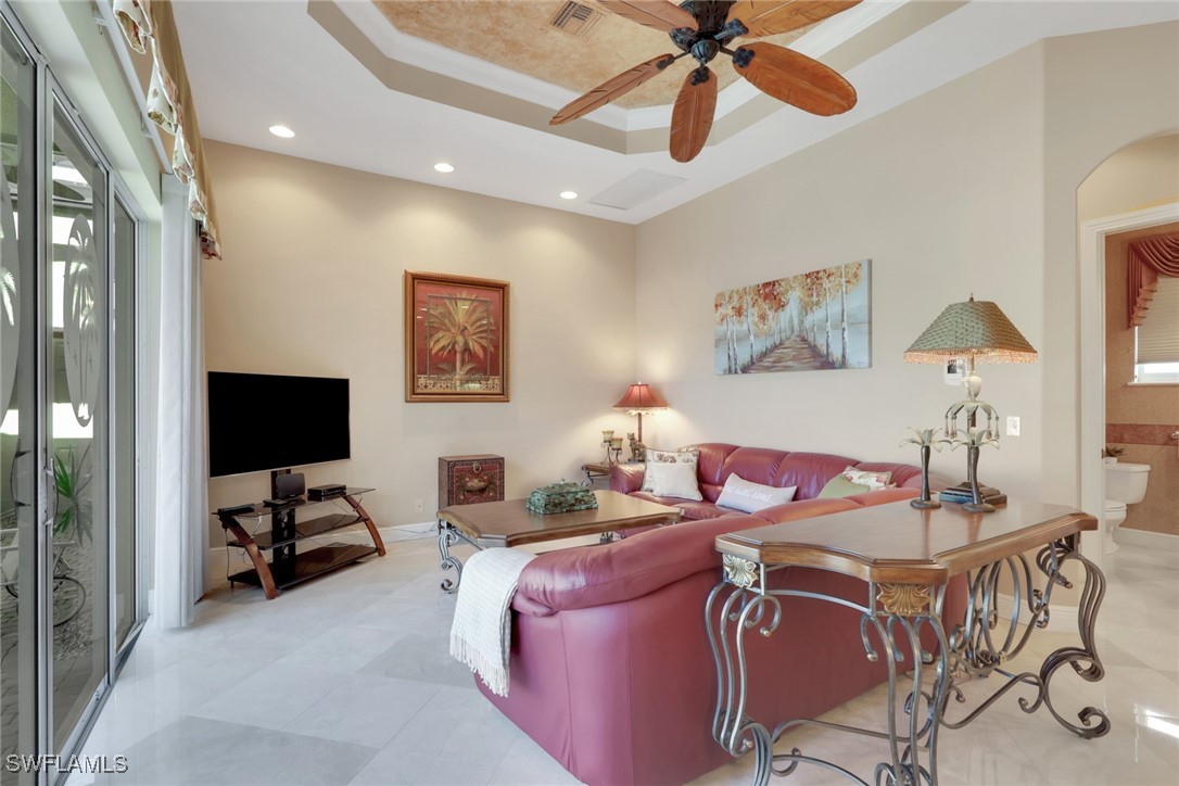 4 Bed Pool Home for Sale in Naples, photo 3
