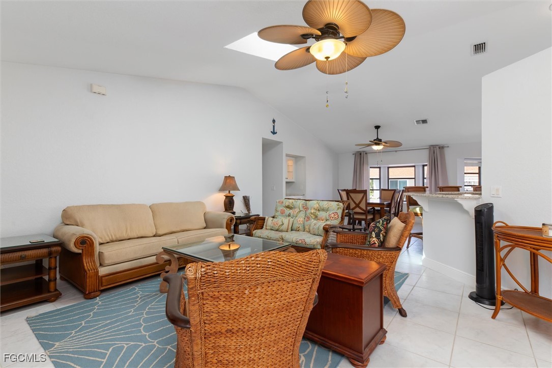 3 Bed Waterfront Home for Sale in Punta Gorda, photo 3