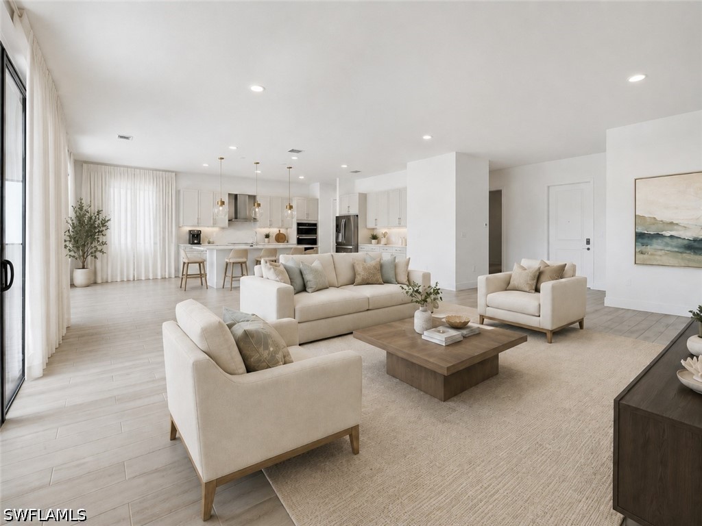 4 Bed SingleFamilyResidence for Sale in Maple Ridge, photo 3